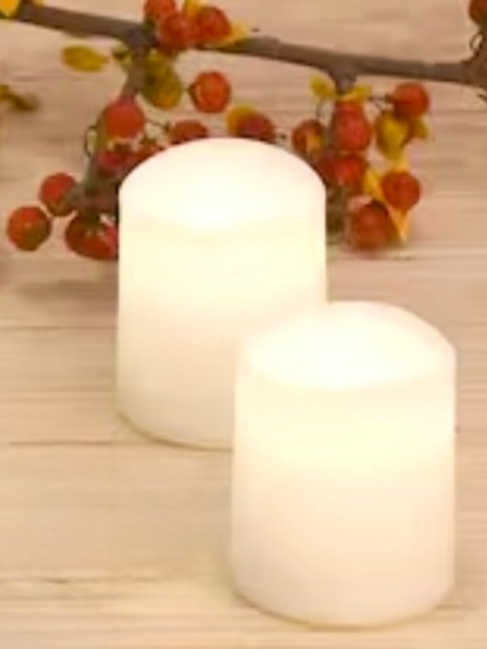 Flickering LED Candles MG Studio Real Wax Pillars Flameless w Timer NEW - Picture 3 of 8